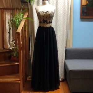 Black ball gown, corset-back